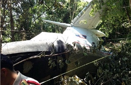 Máy bay quân sự của Lào bị rơi 